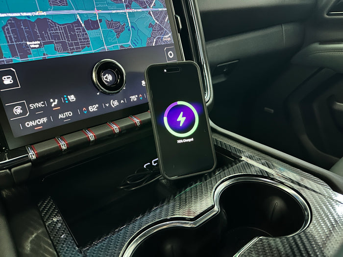 2025-2026 GMC Yukon | Mag Safe Wireless Charging Mount (Charger INCLUDED)