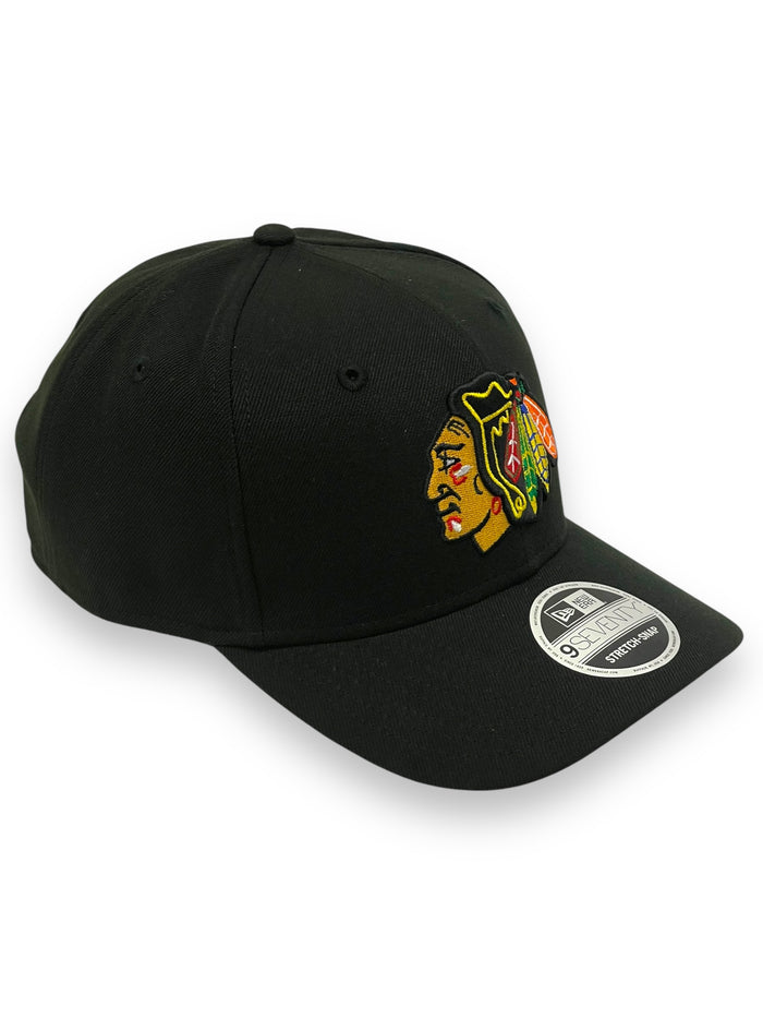 CHICAGO BLACKHAWKS (BLACK) "9SEVENTY" NEW ERA STRETCH SNAPBACK