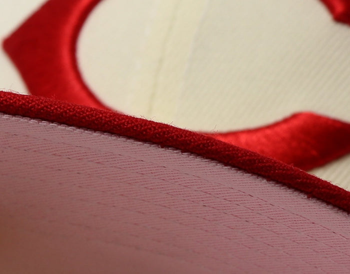 CINNCINATTI REDS "OFFWHITE"  (1975 WORLDSERIES) NEW ERA 59FIFTY FITTED (PINK UNDER VISOR)