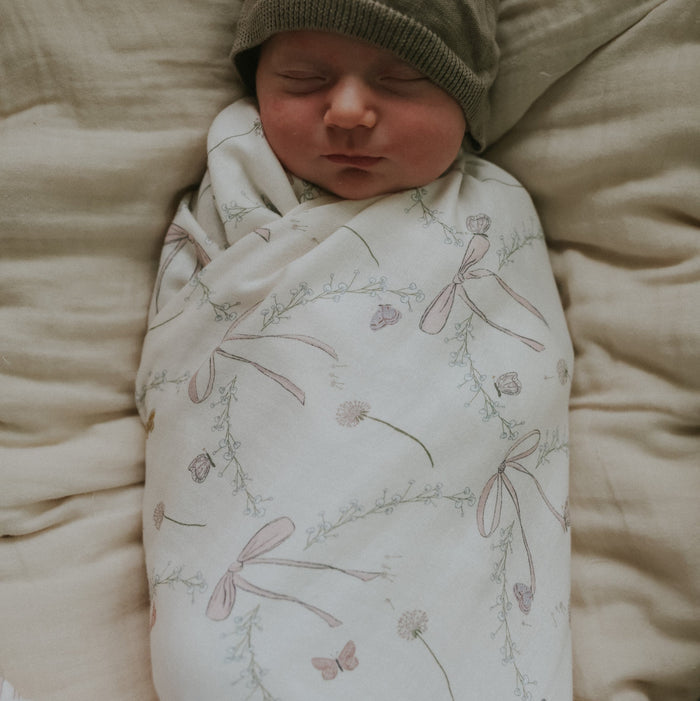Gooslings Bows & Butterfly Kisses Swaddle - Pink