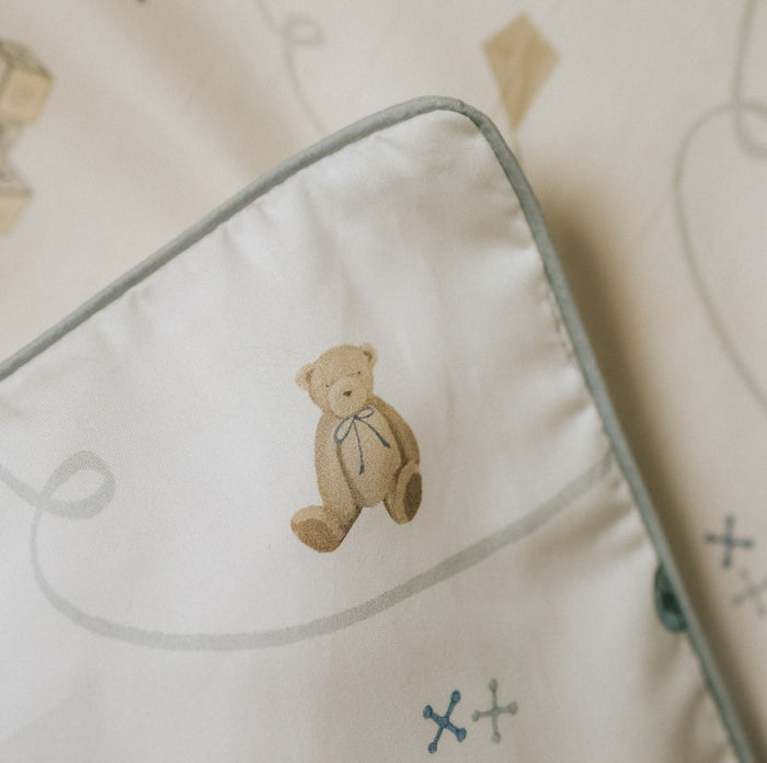 Gooslings Little Toy Chest Crib Sheet - Ivory
