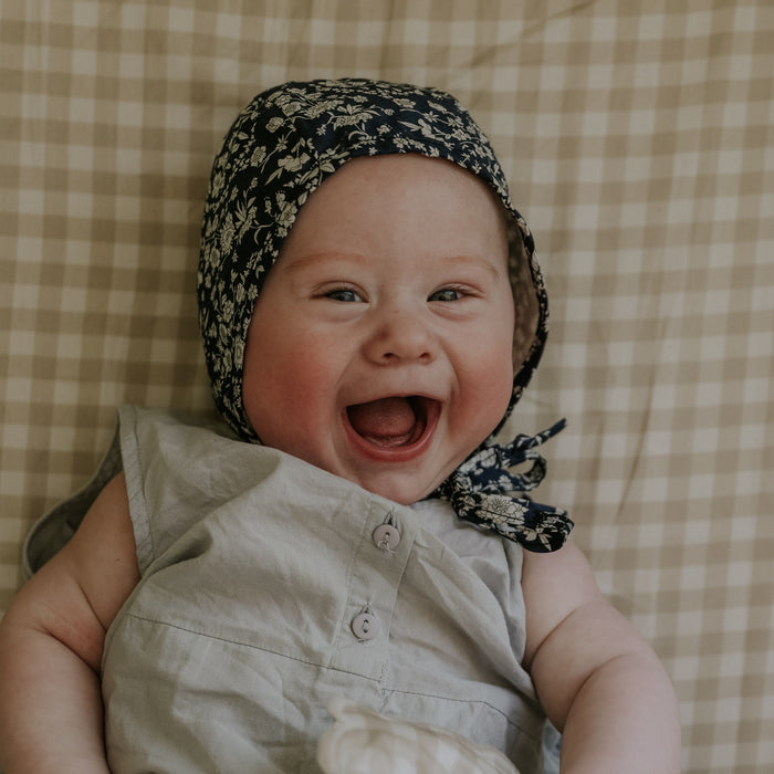Gooslings Picnic Gingham Crib Sheet - Beige
