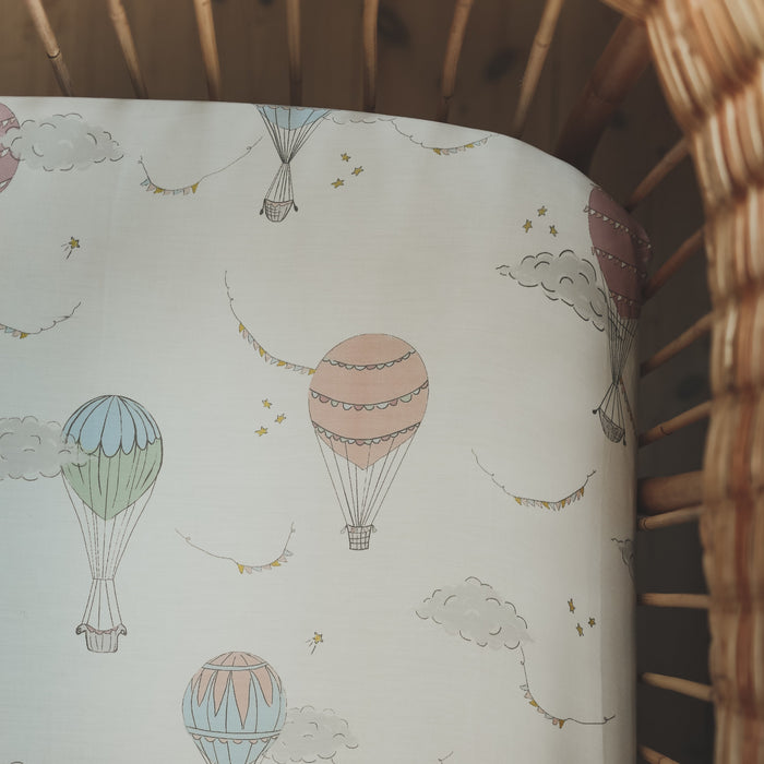 Gooslings Touch The Sky Crib Sheet - Pink