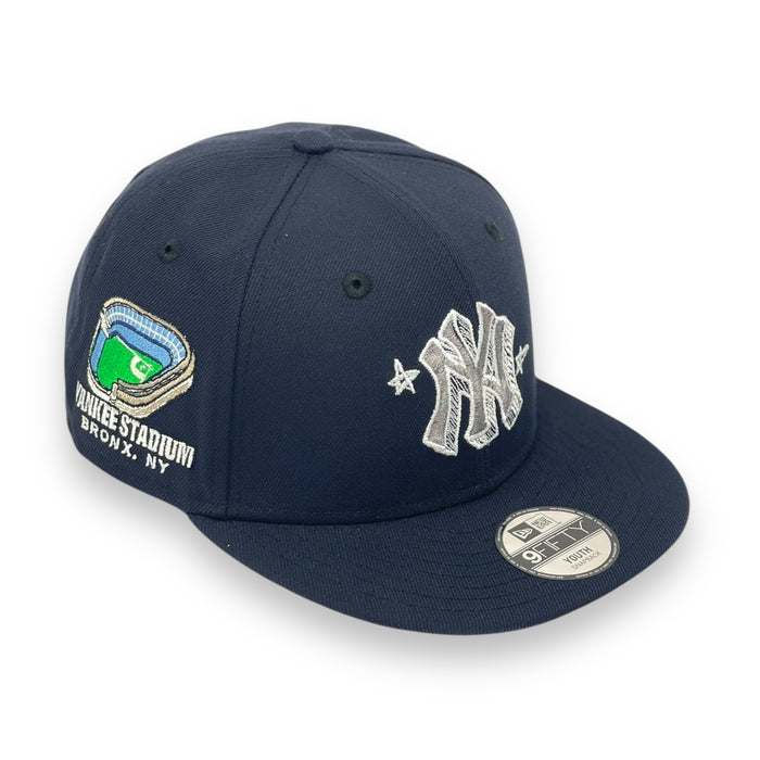 "KIDS" NEW YORK YANKEES CHALK-LOGO NEW ERA 9FIFTY SNAPBACK