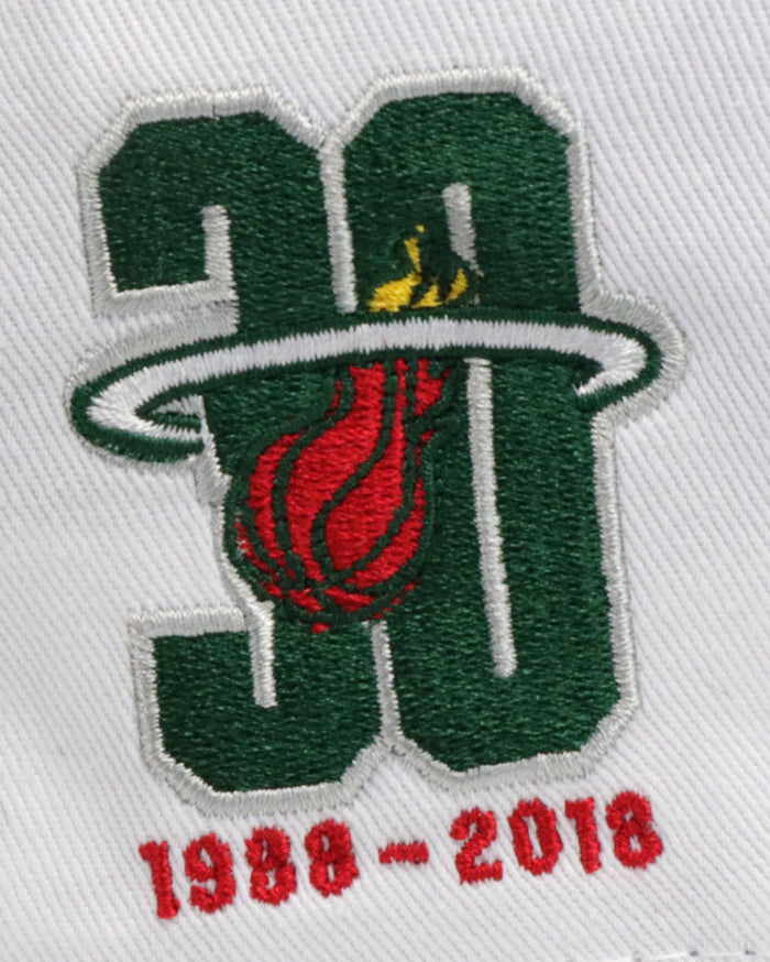 MIAMI HEAT (30TH ANNIVERSARY) "1988-2018" NEW ERA 59FIFTY FITTED (GREEN UNDER VISOR)