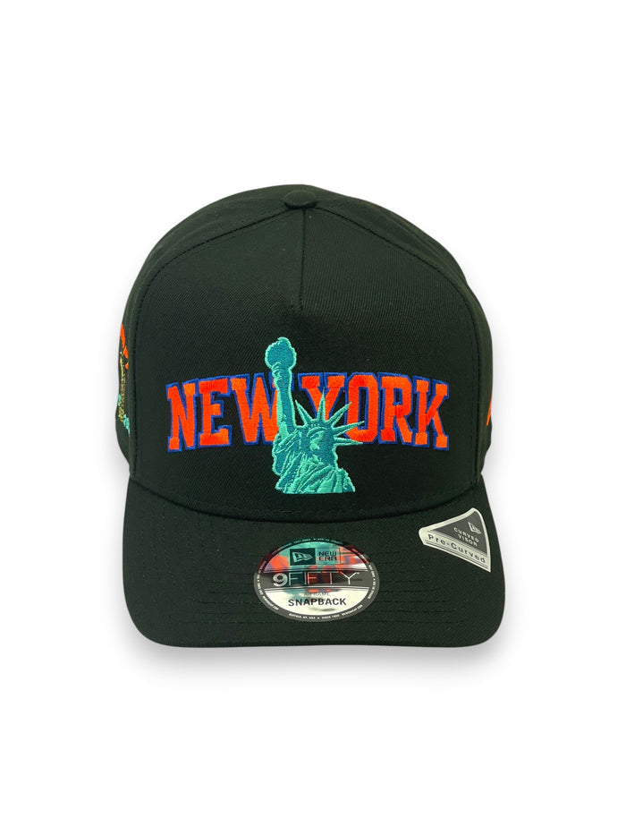 NEW YORK KNICKS (BLACK) (LIBERTY) (2026 NBA FINALS CHAMPS) "9FIFTY AFRAME" NEW ERA SNAPBACK