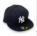 NEW YORK YANKEES (1999-2006 GAME) NEW ERA 59FIFTY FITTED (BLACK SWEATBAND) (NE SIDE LOGO)