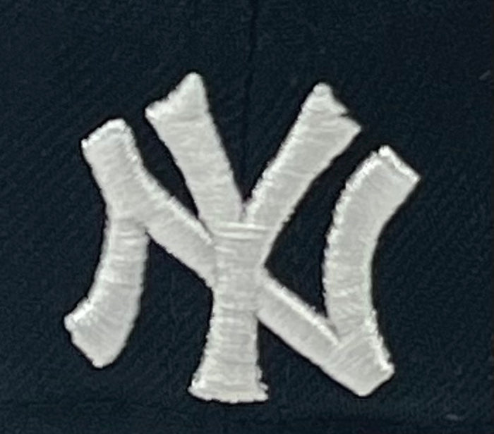 NEW YORK YANKEES (NAVY) (SUBWAY SERIES "XMAS" ) NEW ERA 59FIFTY FITTED