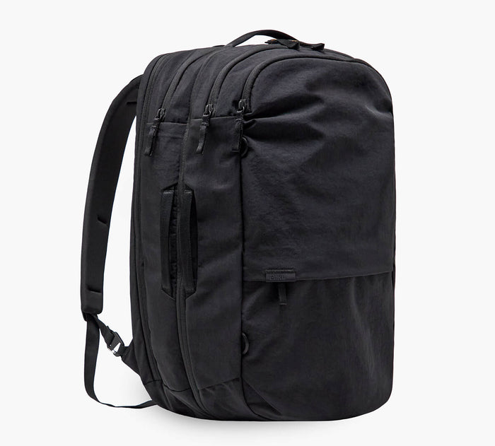 Black / 35L+