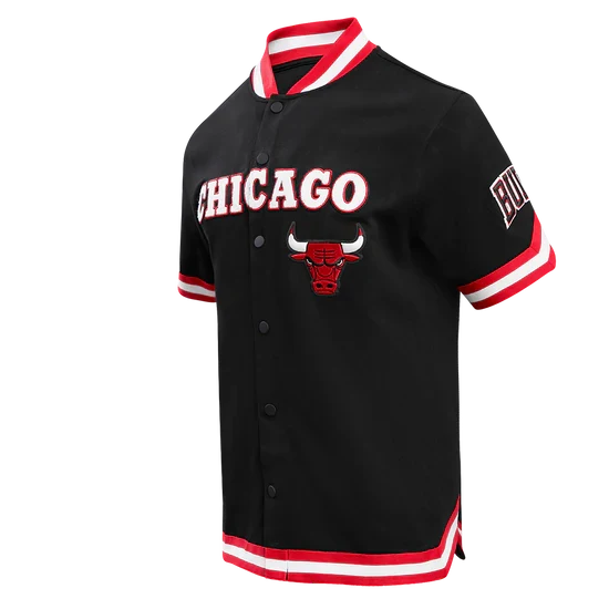 PRO STANDARD CHICAGO BULLS (BLACK) CLASSIC WARMUP JACKET