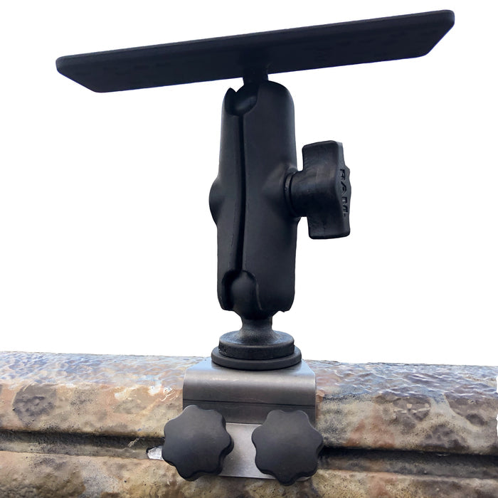 RAM Track Ball  Universal Marine Electronic Mount w/ RAM Ball Mount Bracket