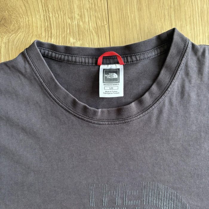 The North Face Centre Logo T Shirt Charcoal Grey Outdoor Streetwear M