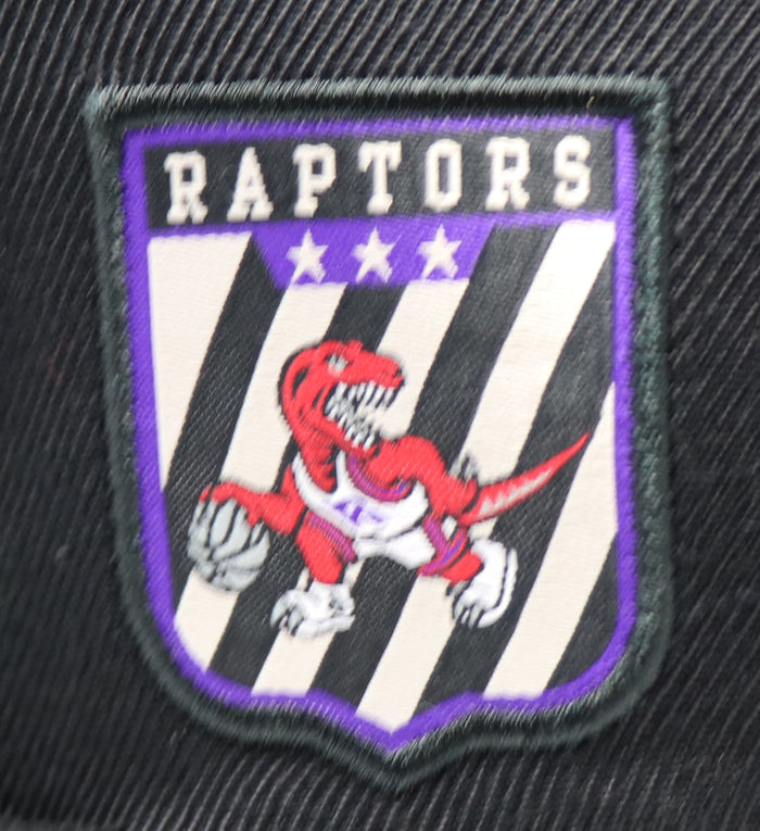TORONTO RAPTORS (BLACK) SCRIPT MITCHELL & NESS SNAPBACK (PINK UNDER VISOR)